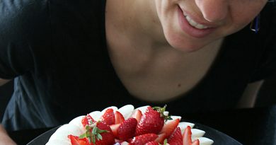 Une pâtissière ouvre sa boutique après avoir commencé chez elle en Loire-Atlantique