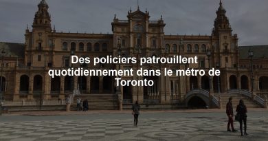 Des policiers patrouillent quotidiennement dans le métro de Toronto