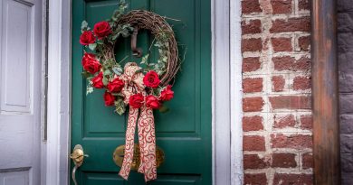 Un sans-abri frappe à leur porte à Noël et reste 45 ans avec les habitants - RTBF Actus
