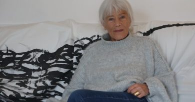 Bernay : Santina, artiste plasticienne, expose ses œuvres dans son appartement