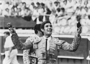 Miguel, Espla et Palomar triomphent avec un lot exceptionnel de toros lors de la corrida historique