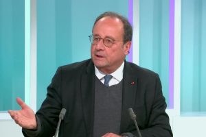 François Hollande : "La violence verbale mène à la violence physique" après Bertrand Venteau.