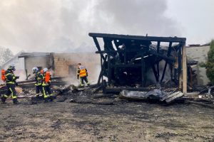 Incendie dans le Haut-Rhin : le corps du propriétaire de la menuiserie découvert