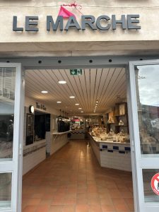 Saint-Martin-de-Ré : découvrez les produits locaux au marché
