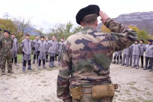 VIDÉO. À 12 ans, des jeunes s'engagent pour découvrir l'armée avec les chasseurs alpins