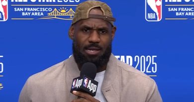 LeBron James en conférence de presse