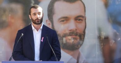 Louis Sarkozy, candidat à la mairie de Menton, porte plainte pour intrusion et propos antisémites