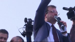 Turquie : Ekrem Imamoglu, maire d'Istanbul, risque 2 430 ans de prison