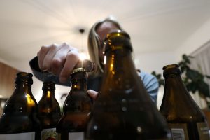 Vente d'alcool aux mineurs : près de 50 % des enseignes du Canton de Vaud enfreignent la loi