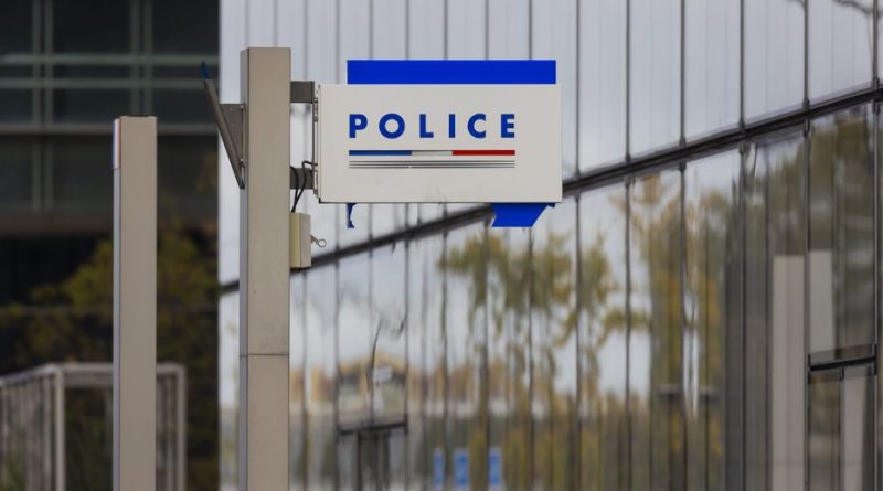 Incendie à la mairie de Grand Couronne : quatre personnes, dont un mineur, mises en examen