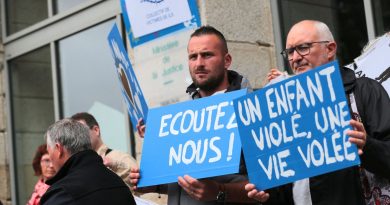 Procès Le Scouarnec : une victime témoigne sur l'indemnisation des victimes en audience.