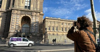 Cambriolage au Louvre : un membre du commando arrêté à Laval, les bijoux toujours introuvables