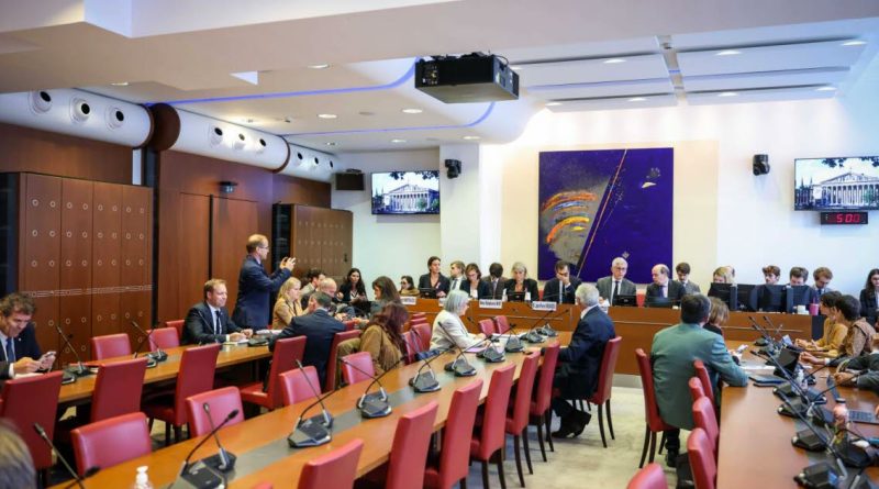 Politique : Rejet de la taxe Zucman par les députés lors des discussions sur le budget 2026