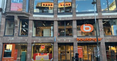 Strasbourg : Installation de la librairie Kléber dans les anciens locaux de Boulanger