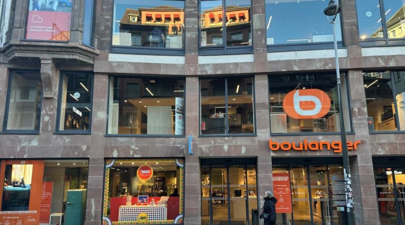 Strasbourg : Installation de la librairie Kléber dans les anciens locaux de Boulanger