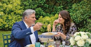 Ain : 80 recettes du quotidien avec Vanessa et David Douillet en cuisine