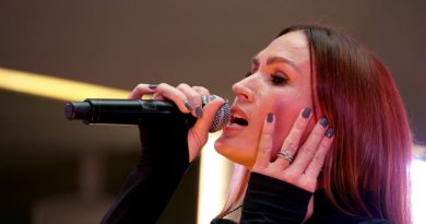 Métropole de Lyon : Vitaa annonce une pause de sa carrière après son concert à la LDLC Arena