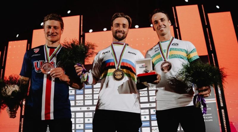 Anthony Jeanjean, champion du monde de BMX freestyle park, triomphe à l'apothéose