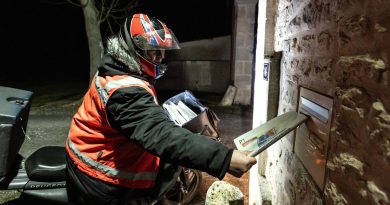 Devenez distributeur de Charente Libre et générez un complément de revenu chaque matin