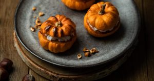 Mini-courges au riz, fenouil et noisettes : une recette savoureuse à découvrir
