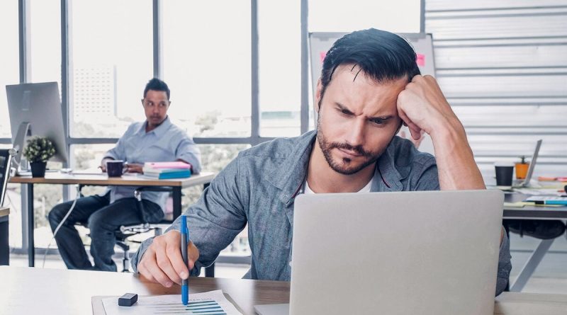 9 traits psychologiques qui identifient une personnalité difficile, selon les experts