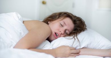 Dormir la bouche ouverte : le Dr Kierzek expose les risques pour votre santé