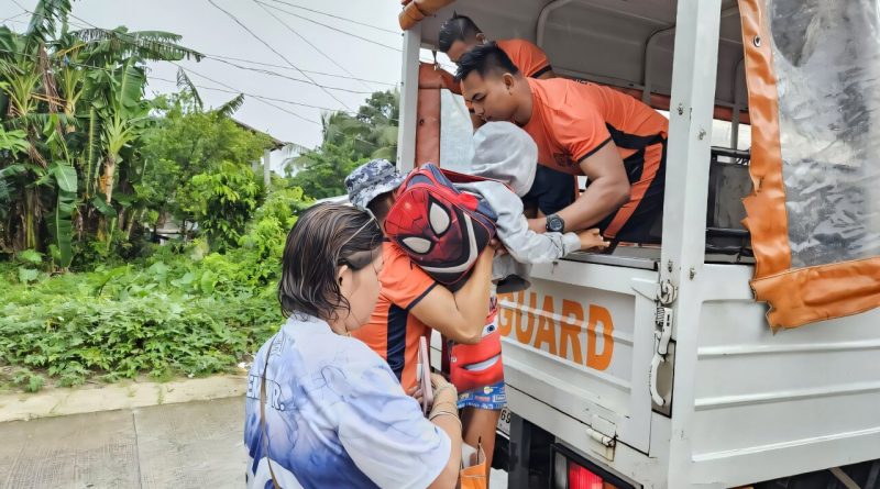 Des milliers d'évacuation en cours aux Philippines face à l'approche d'un typhon