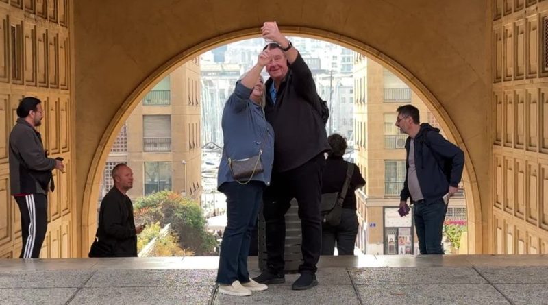 Les touristes affluent dans cette grande ville pendant le pont du 11 novembre, bénéfice pour le commerce