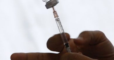 Vaccin contre la grippe : la ministre de la Santé annonce des doses supplémentaires disponibles