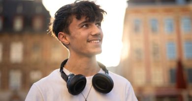 À 16 ans, il crée un média pour partager chaque semaine des actualités positives