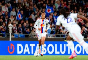 Wendie Renard, capitaine de l'OL Lyonnes, évoque son rôle d'exemple pour la jeunesse