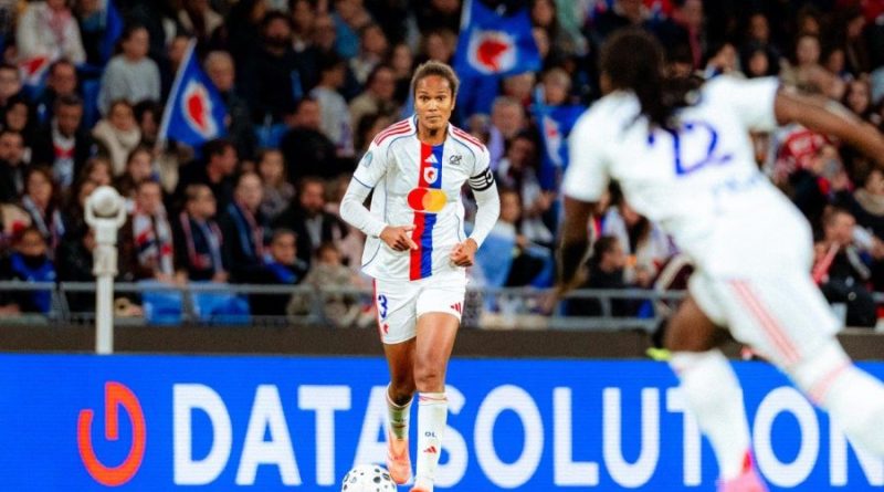 Wendie Renard, capitaine de l'OL Lyonnes, évoque son rôle d'exemple pour la jeunesse