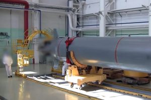 Russie : présentation de la nouvelle arme « invincible » dans le magazine Raids