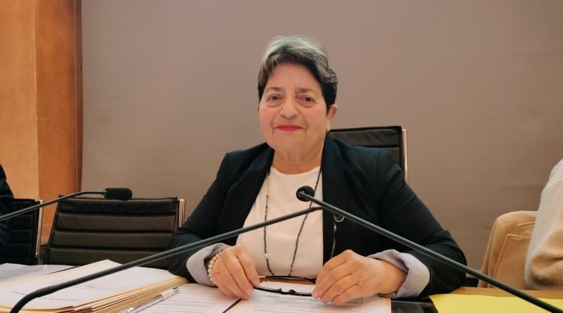 Où sont les femmes ? Une enquête sur leur visibilité dans la société - ICI