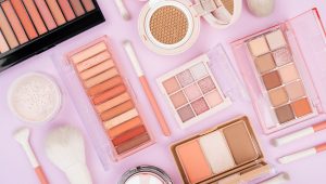 Maquillage de fête avec Laura Make Up Toulouse - ICI