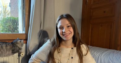 Ninon, jeune Picarde sourde révélée par The Voice Kids, annonce des concerts majeurs à Paris en 2026 "Je vais faire de grosses scènes parisiennes" : Ninon, candidate picarde de The Voice Kids, prépare son année 2026 - ICI