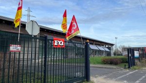 95% des éboueurs de la métropole de Lille maintiennent la grève, aucun camion n'est sorti ce lundi matin - ICI