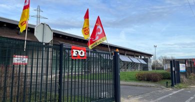 95% des éboueurs de la métropole de Lille maintiennent la grève, aucun camion n'est sorti ce lundi matin - ICI