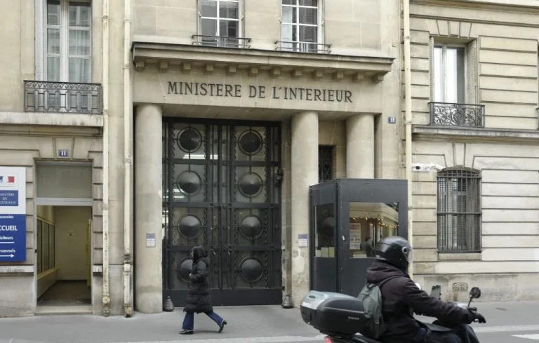 Le hacker présumé du ministère de l’Intérieur placé en détention provisoire