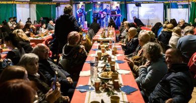 Alès : Noël festif sous un chapiteau dans les arènes du Tempéras