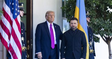 Ukraine : Zelensky en visite aux États-Unis pour des négociations cruciales avec Trump Guerre en Ukraine : Zelensky appelle à mettre fin au conflit lors de sa visite aux États-Unis