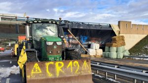 Circulation A75 : échangeurs bloqués par les agriculteurs entre Aveyron et Lozère