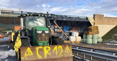 Circulation A75 : échangeurs bloqués par les agriculteurs entre Aveyron et Lozère