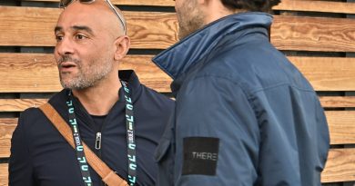 Football : "À moins de départs, on n’a pas de velléité de recruter", confie le manager général  de Rodez Gregory Ursule avant l'ouverture du mercato hivernal