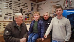 Sept générations d’artisans racontent l’histoire familiale de la coutellerie Fabre