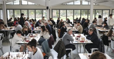 « C’est la première fois qu’Émile rencontre un grand maître » : ambiance à l’open international d’échecs à Mont-de-Marsan