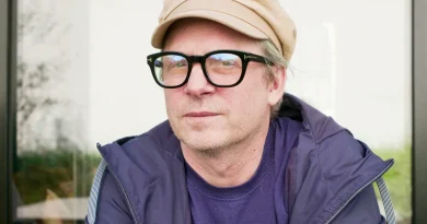 Camille de Toledo, écrivain engagé pour la défense des droits des fleuves et rivières