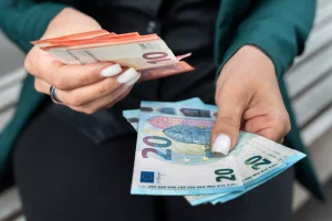 Découvrez la région où les salaires ont le plus augmenté en 2025, hors Île-de-France