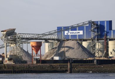 Un tribunal suisse jugera le litige entre habitants d'une île indonésienne et Holcim