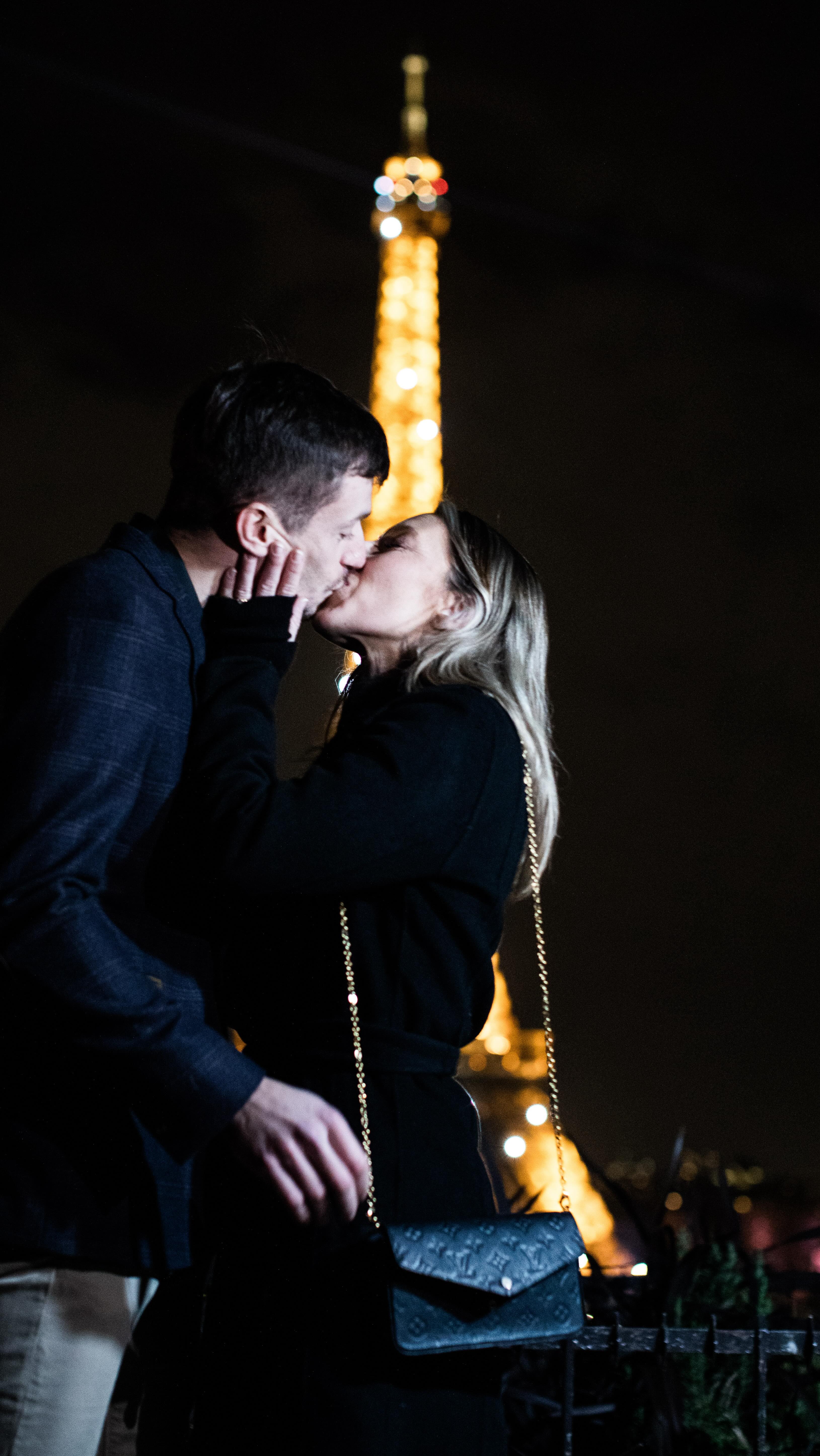 Alexandra Feracci partage sa demande en mariage, un moment précieux immortalisé à Noël